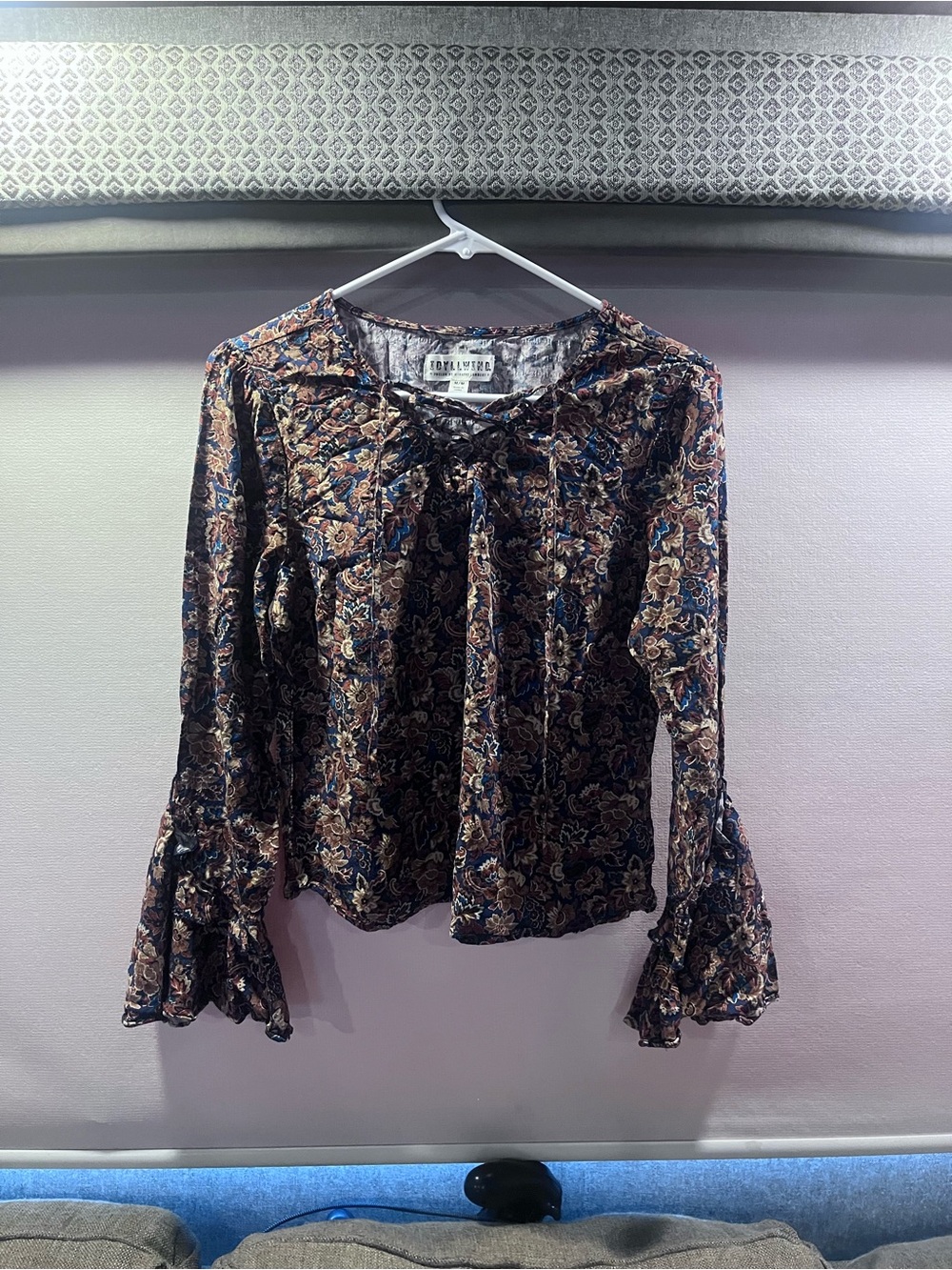 Idyllwind Navy and Brown Floral Tie-Front Blouse